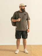 Men's spring and autumn workwear shorts with multiple pockets at the waist, drawstring shorts with functional design